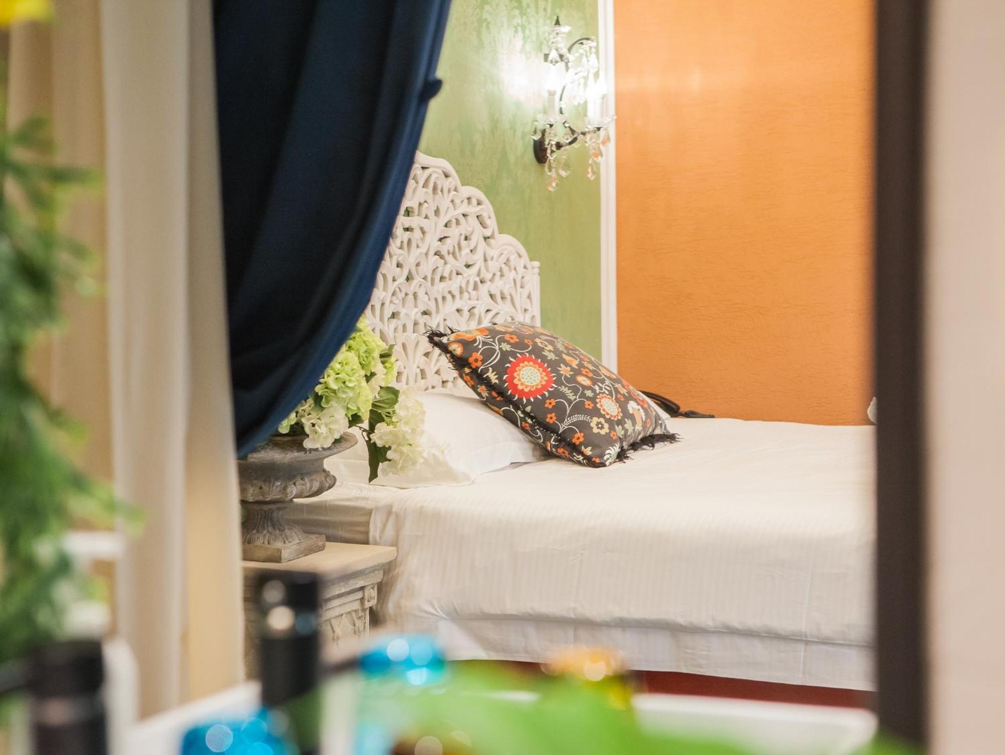 Anna King Hotel Чиай Сити Екстериор снимка