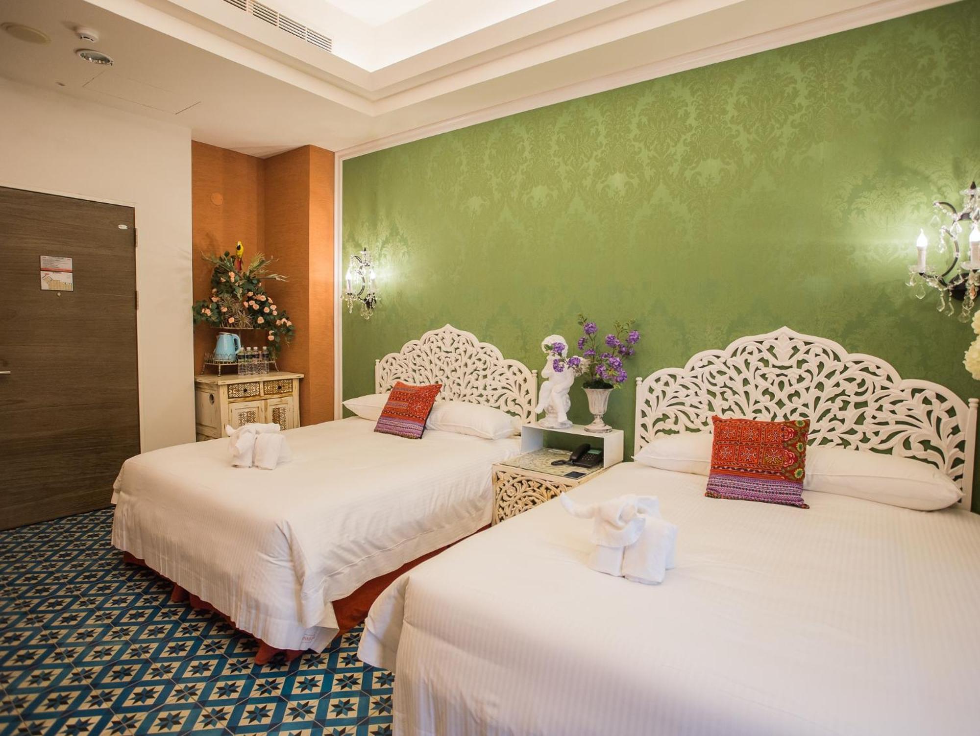 Anna King Hotel Чиай Сити Екстериор снимка