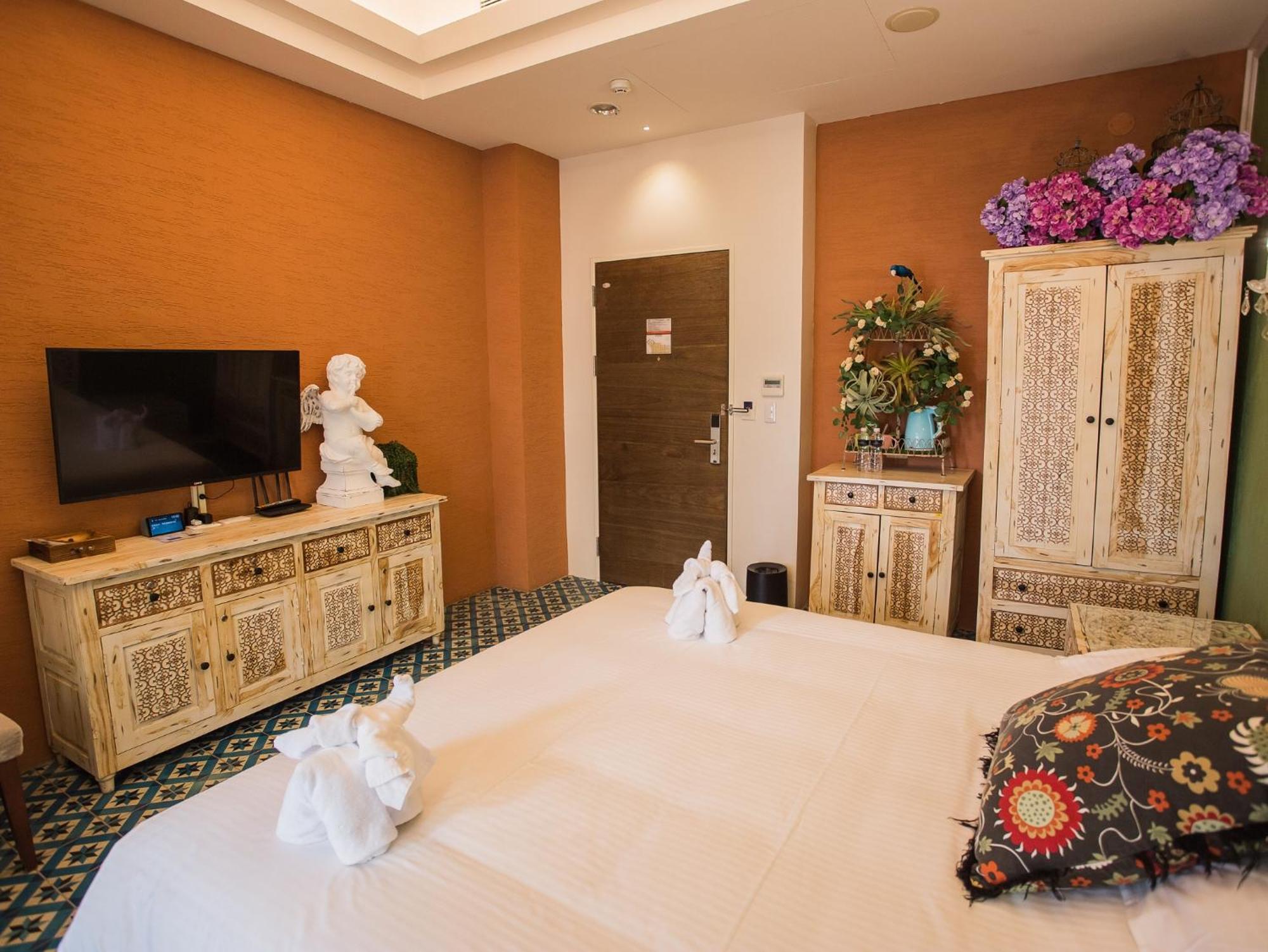 Anna King Hotel Чиай Сити Екстериор снимка